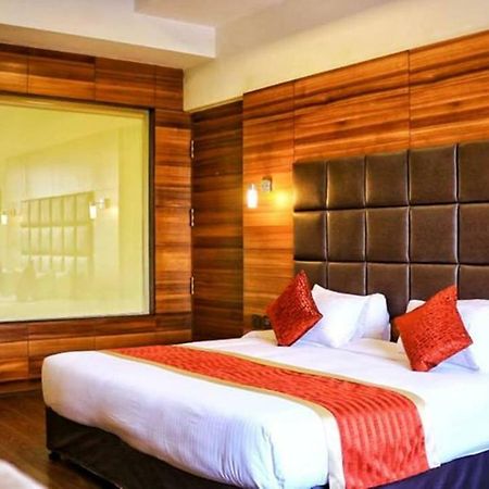 City Park Resort Bahādurgarh Εξωτερικό φωτογραφία