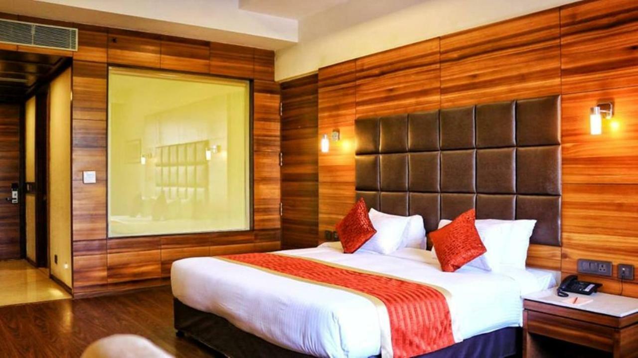 City Park Resort Bahādurgarh Εξωτερικό φωτογραφία